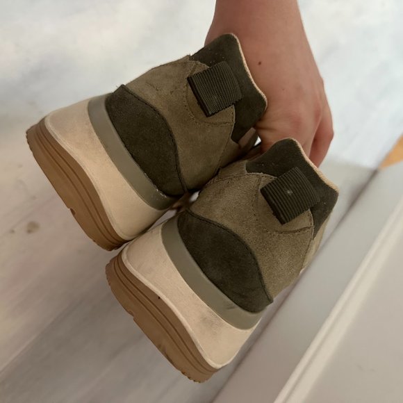 Anine Bing Olive and Beige Sneakers - Picture 10 of 12